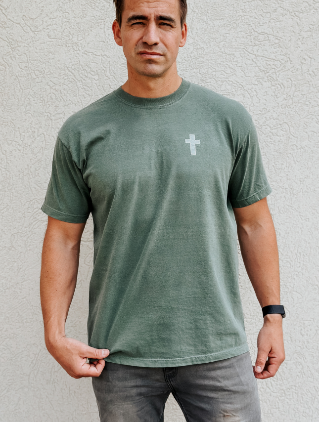 He Moves Mountains Tee