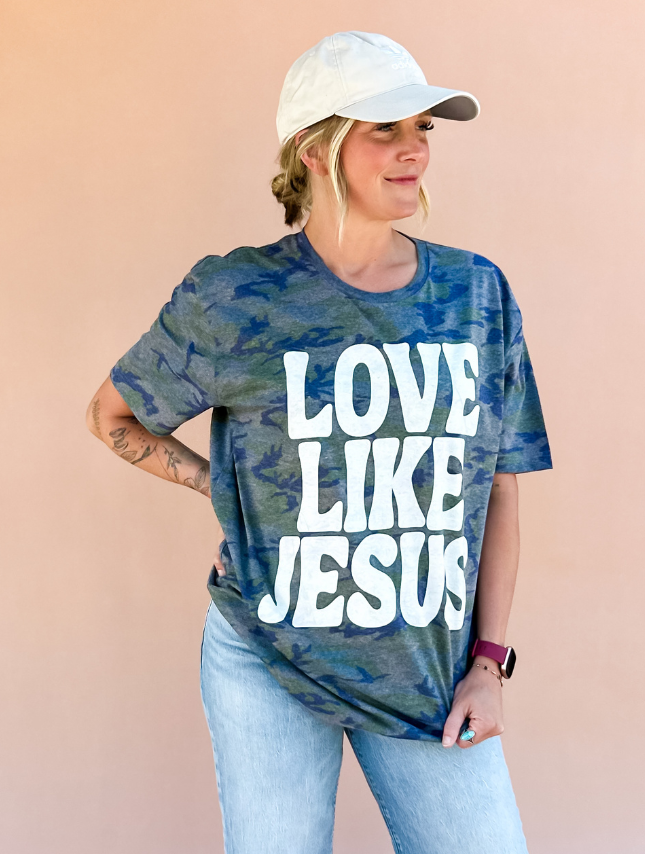 Love Like Jesus Camo Tee